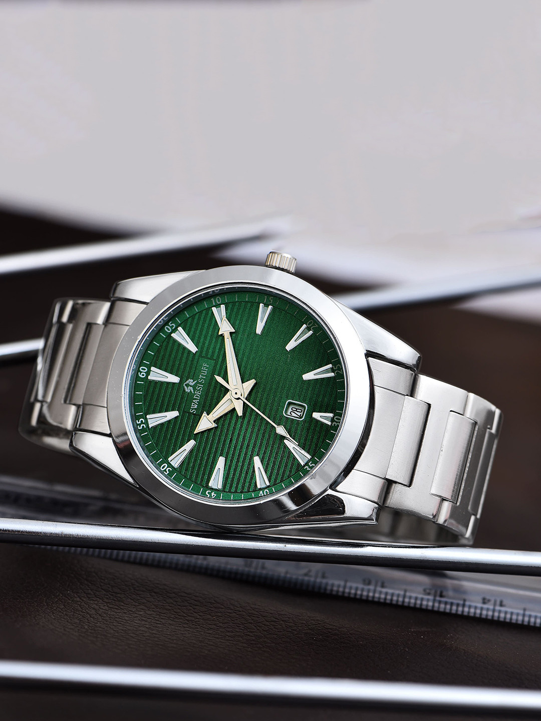 SWADESI STUFF Men Analogue Watch SDS 168 GREEN 9