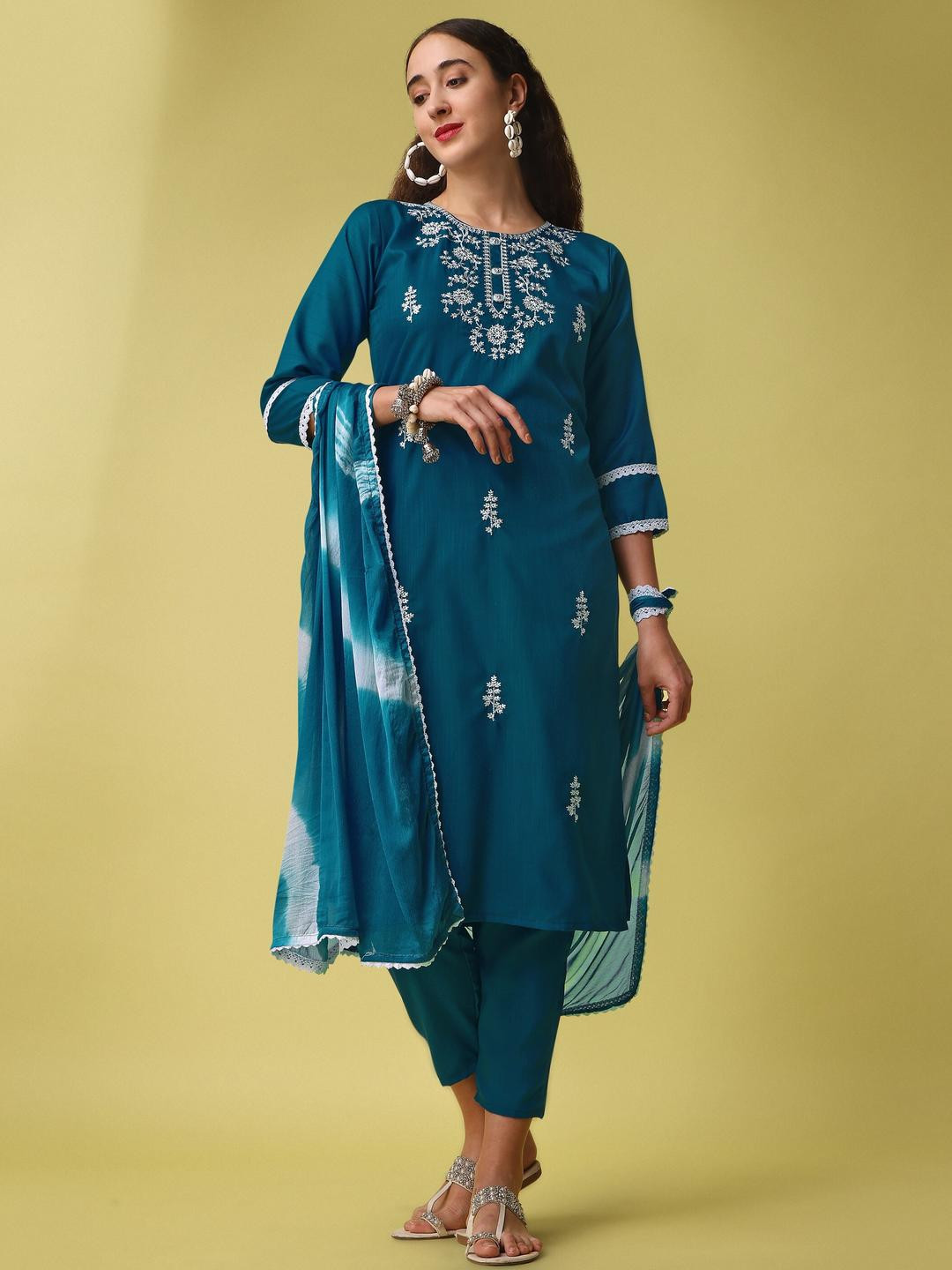 KRISKA  Women Kurta Pant Set With Dupatta