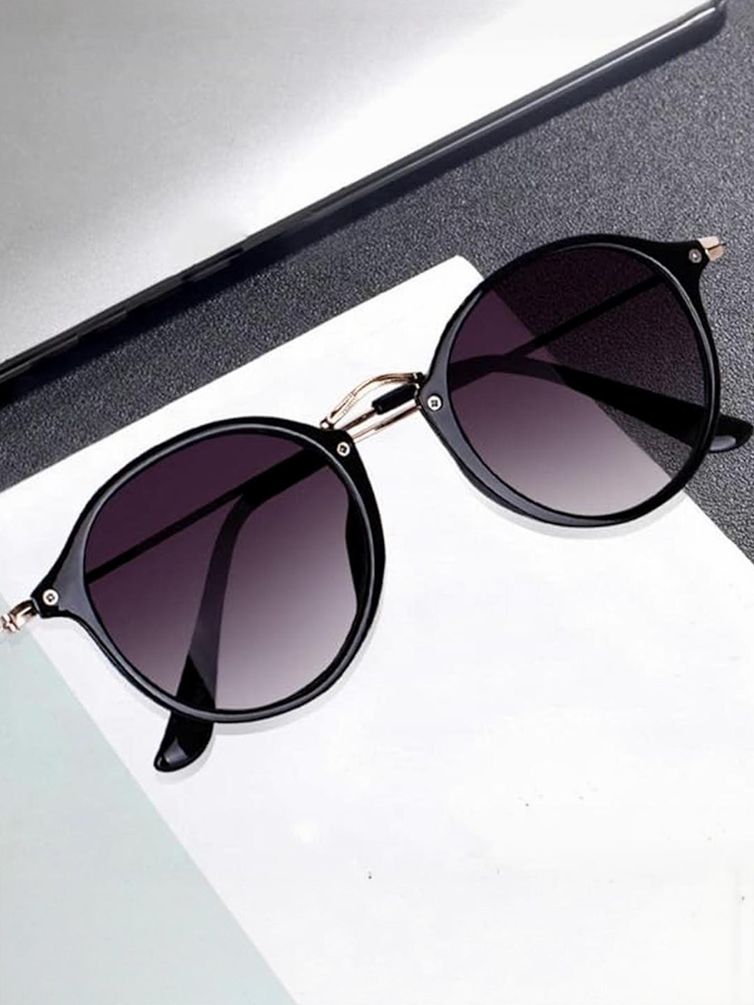 Arzonai UV Protected Black Lens Sunglasses