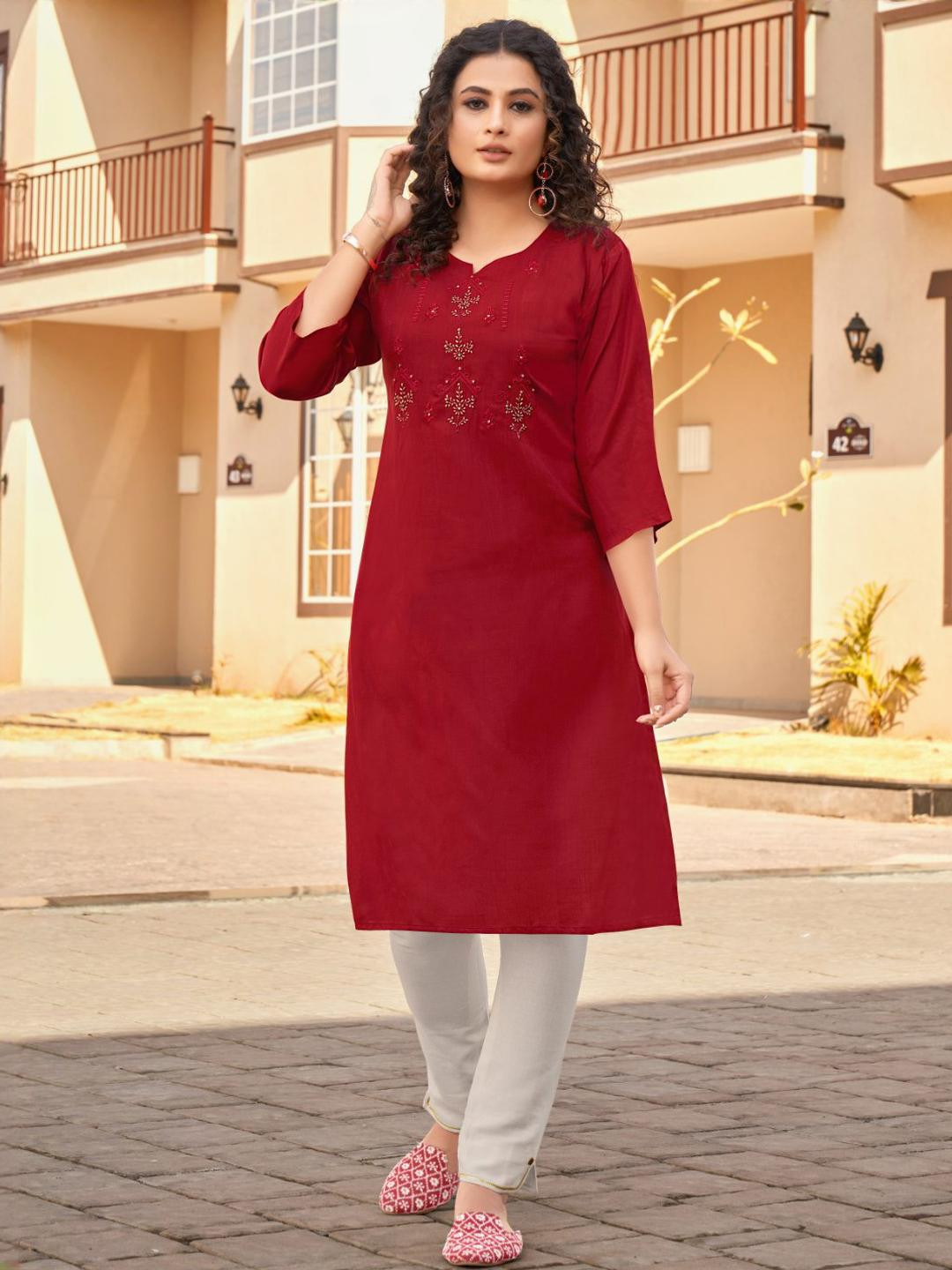 RR SA KURTIS Women Maroon Embroidered Rayon Kurta