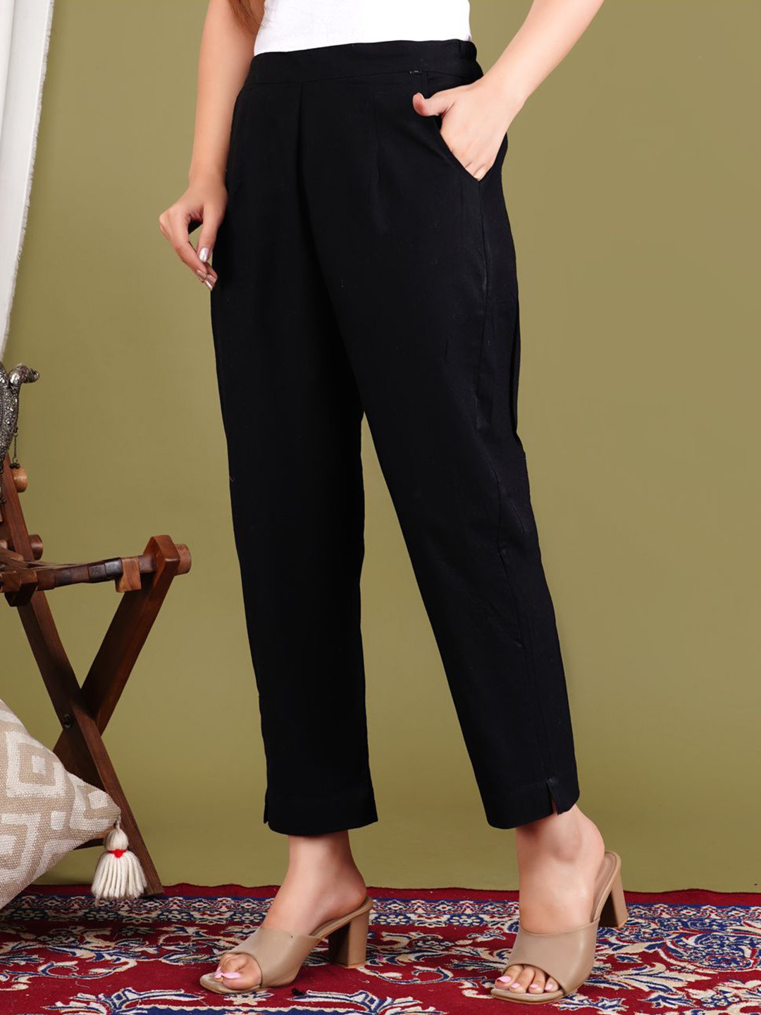 Gamyam Women Regular Fit Mid-Rise Cotton Trouser