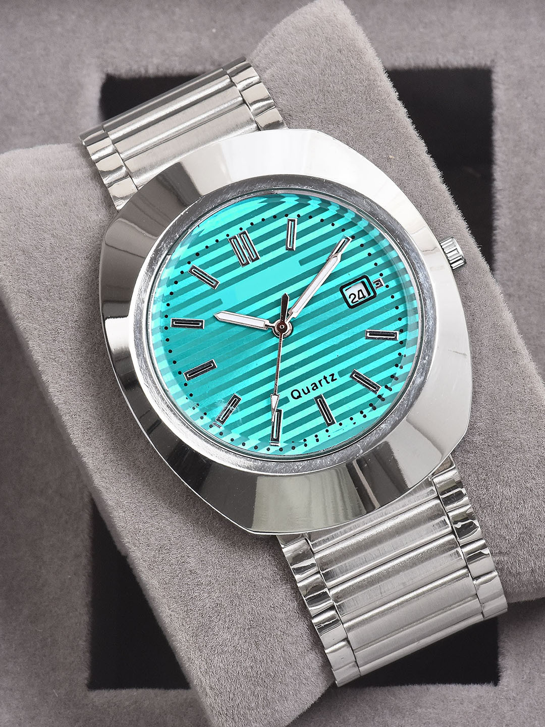 SWADESI STUFF Men Dial & Straps Analogue Watch WOIG SKY BLUE 9