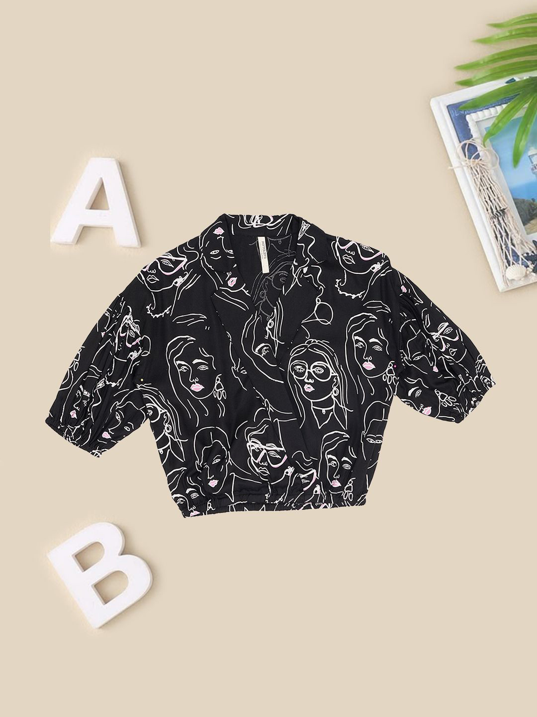 Pantaloons Junior Girs Lapel Collar Printed Puff Sleeves Balloon Top