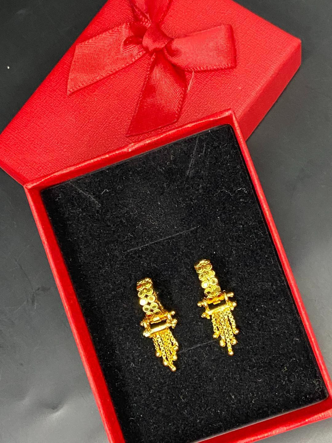 Psight Gold Plated Chain Dangler Earrings