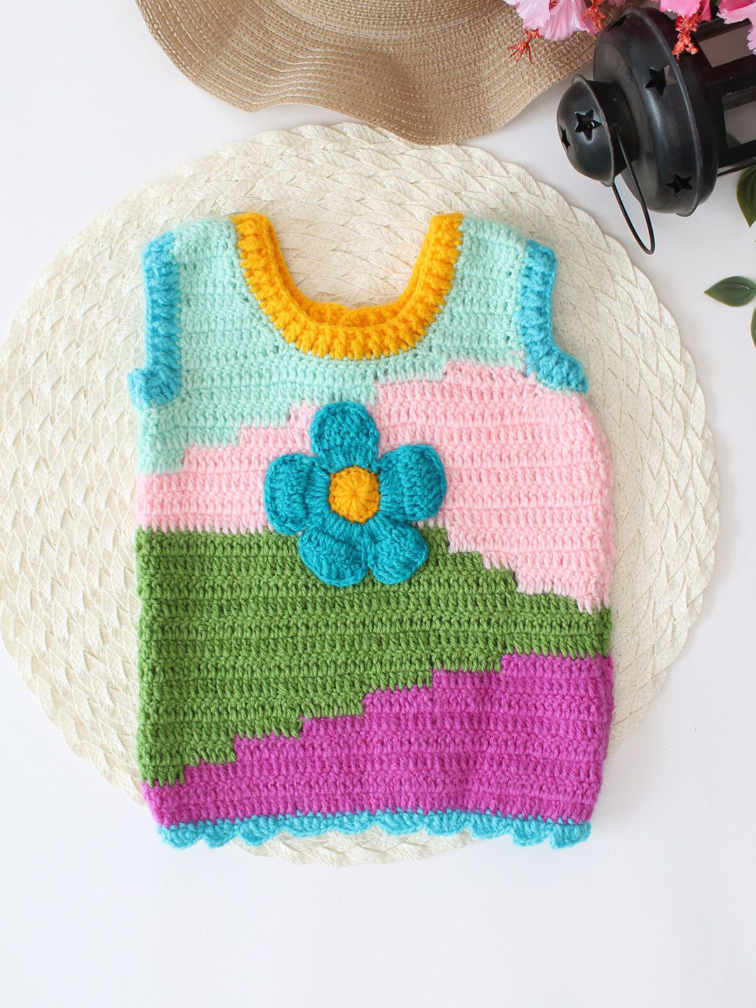 Woonie Kids Colourblocked Self Design Applique Pullover Cardigan