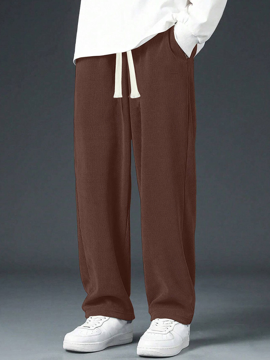 KAJARU Men Relaxed Fit Mid-Rise Trouser