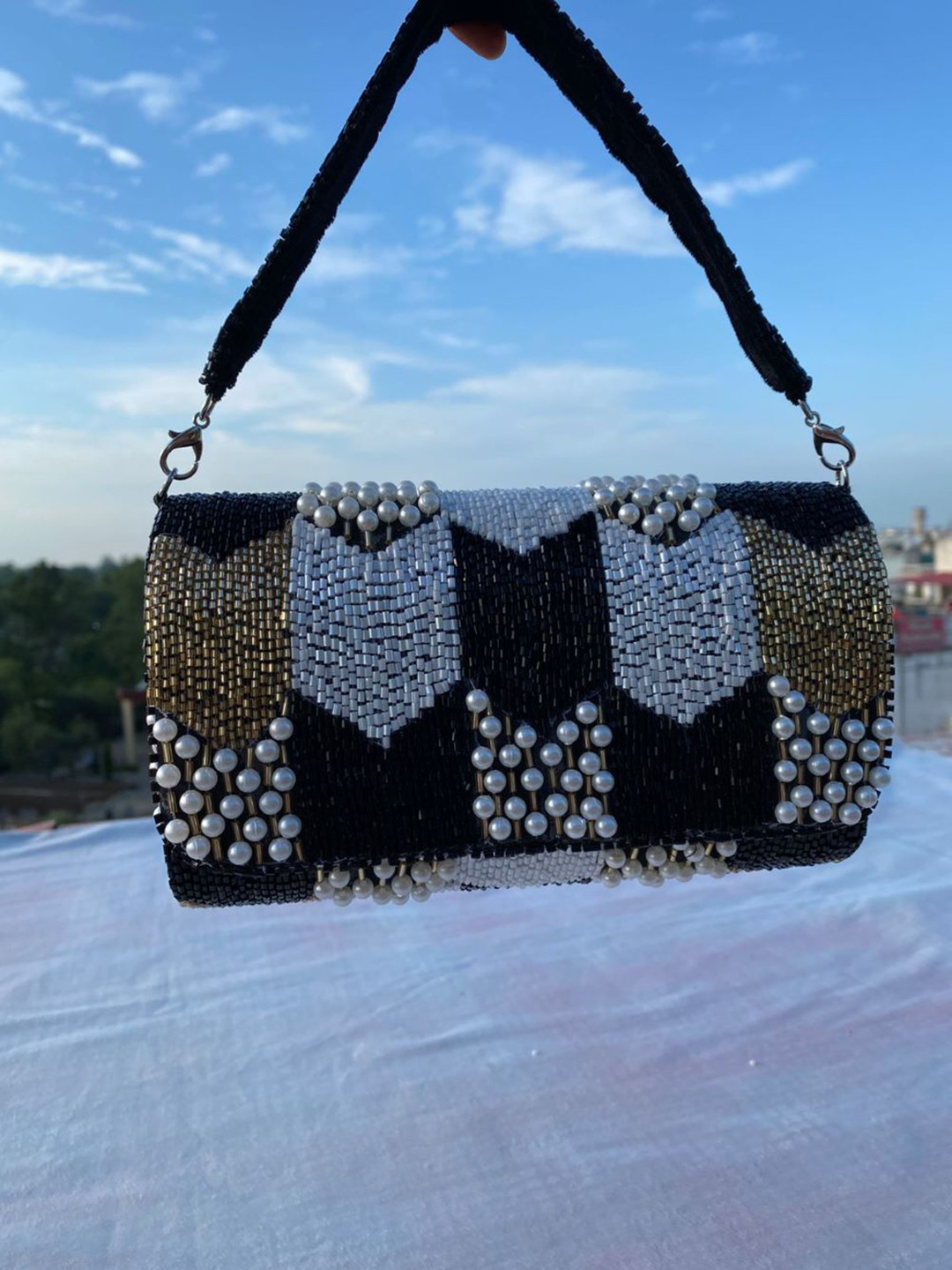 SALUJA PUNJABI JUTTI Women Ethnic Motifs Printed Structured Embellished Handheld Bag