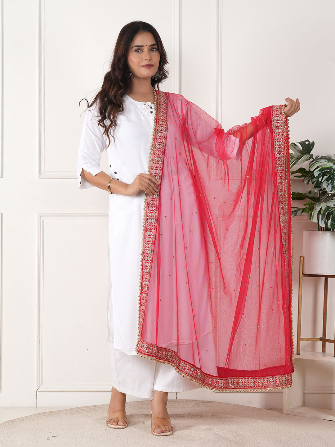 ZOOMBIE Geometric Embroidered Mirror Work Net Dupatta