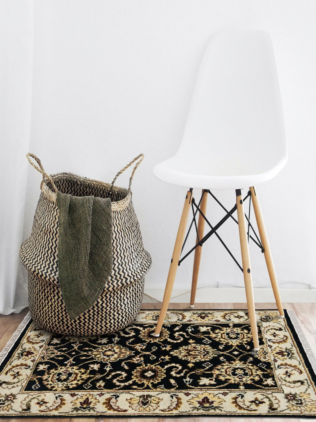 saraswatii global Luxor Classic Black & Brown Printed Woollen Anti-Skid Carpet