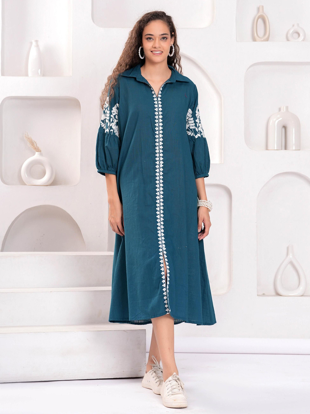 Zenava by Myntra Bishop Sleeve Midi Dress