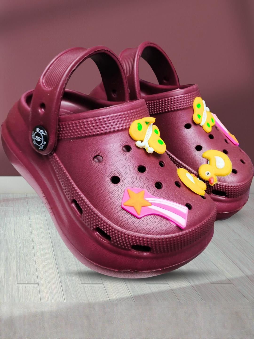 FootStation Girl Casual Clogs