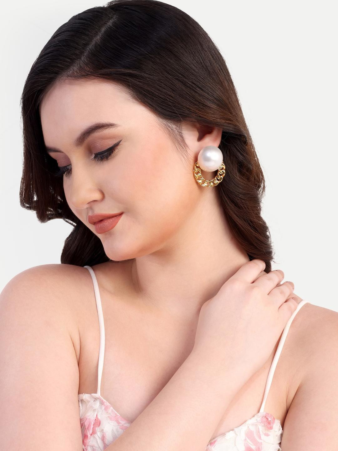 CROWN NINE Gold-Plated Copper Pearls Studs