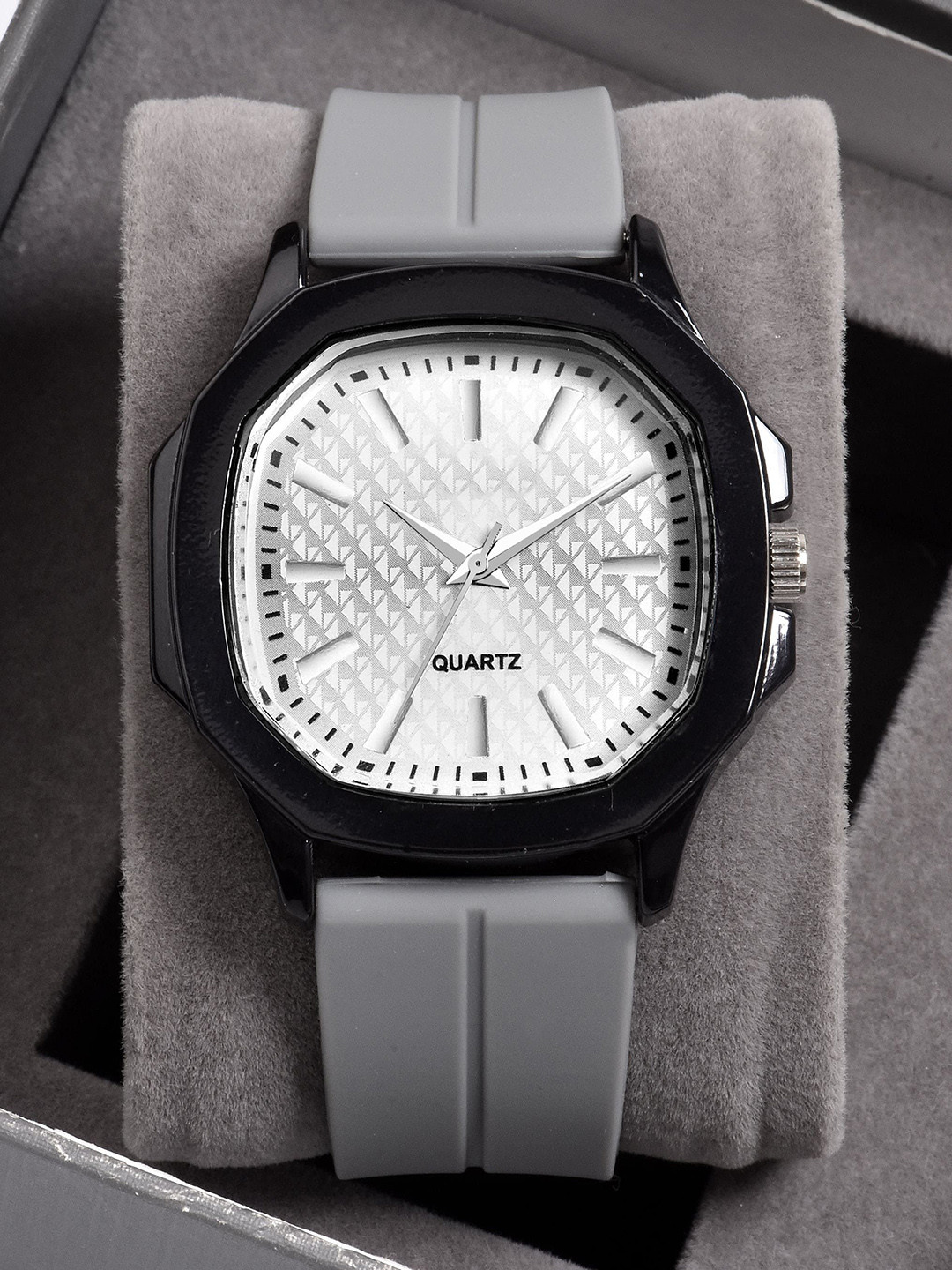 SWADESI STUFF Men Dial & Straps Analogue Watch W701 GREY