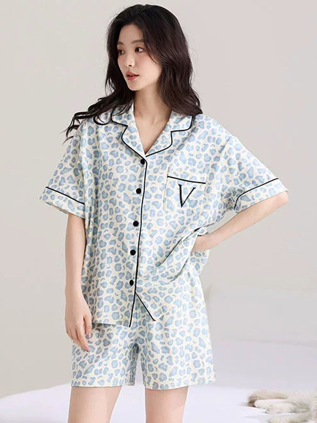 LULU & SKY Women Abstract Printed Lapel Collar Night suit