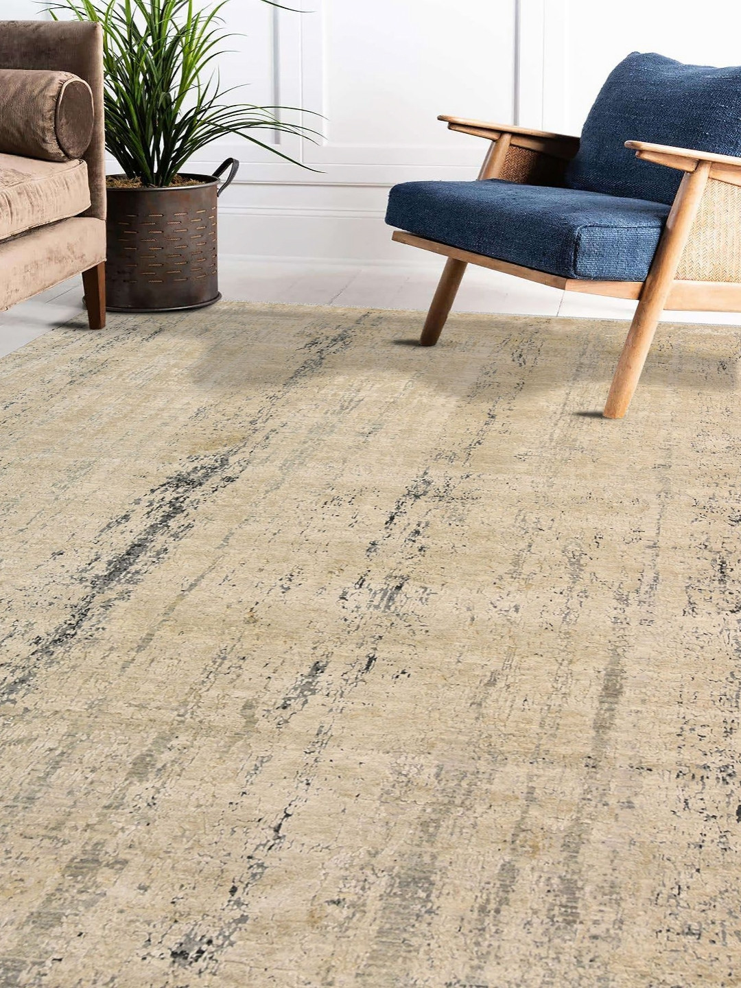 saraswatii global Zenith Grey & Cream Colored Woollen Anti-Skid Carpet