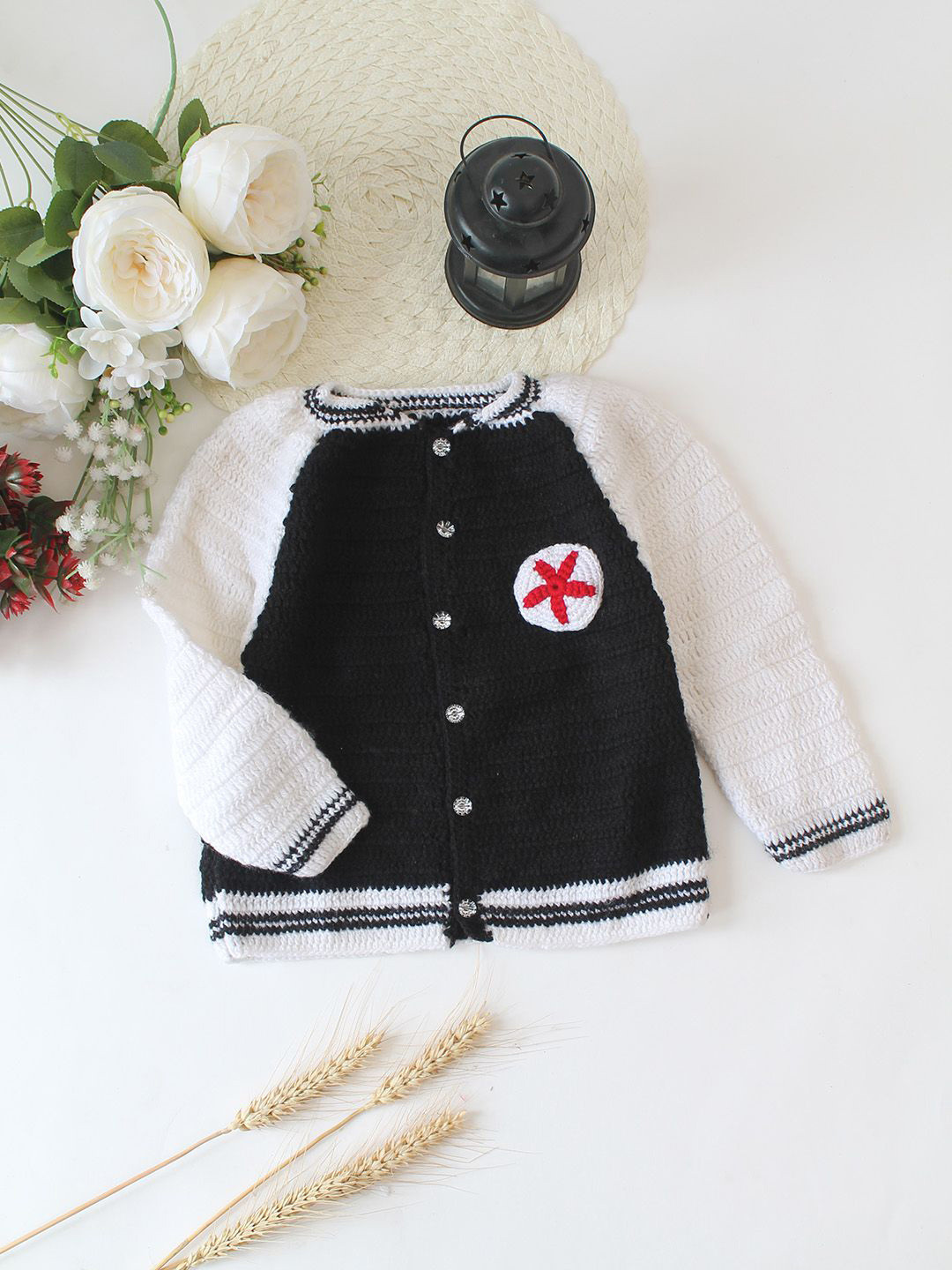 Woonie Kids Crochet Raglan Full Sleeves Star Detailing Cardigan