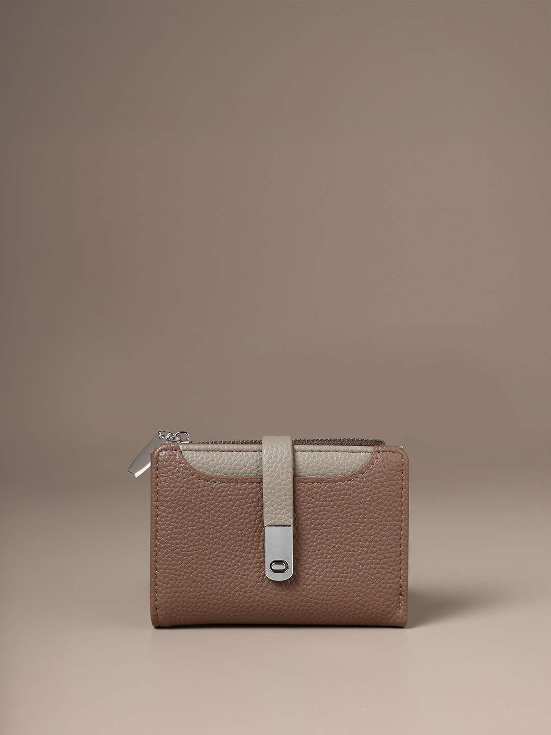 Lino Perros Women Zip Detail Two Fold Wallet