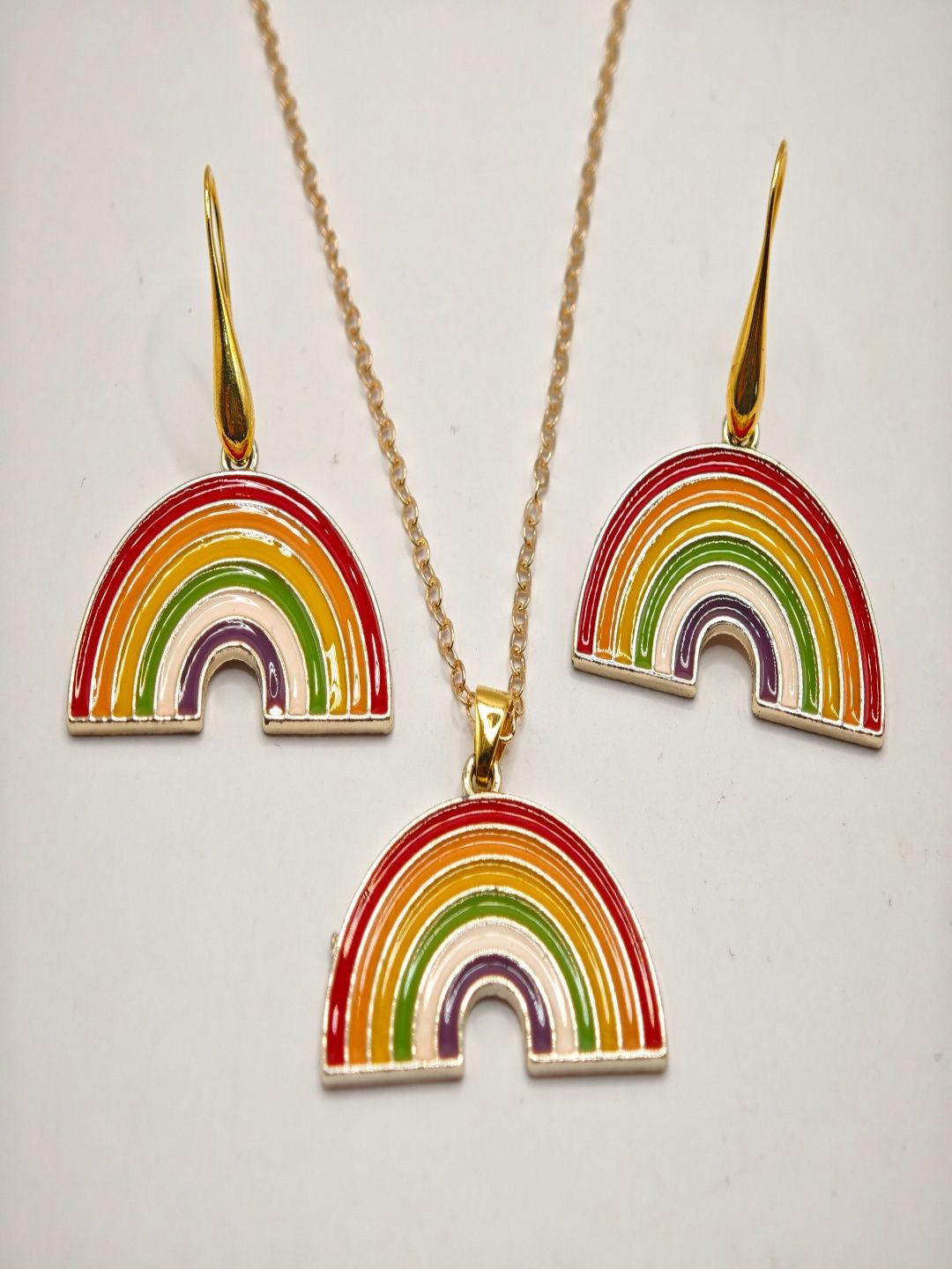 SAPRAA TRENDS Gold-Plated Rainbow Design Pendant And Earrings