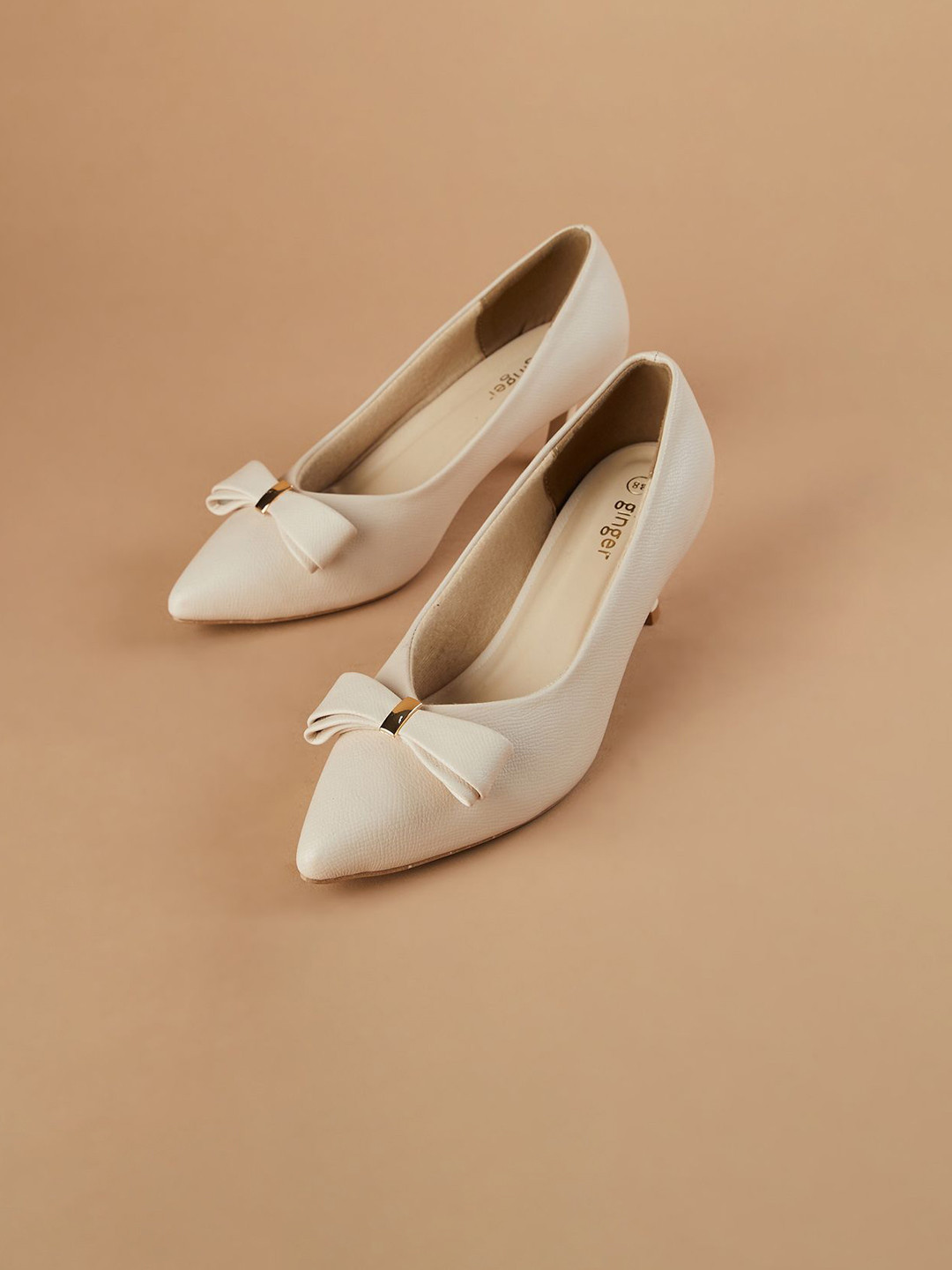 Ginger by Lifestyle Women Textured Kitten Heels Pumps With Bows