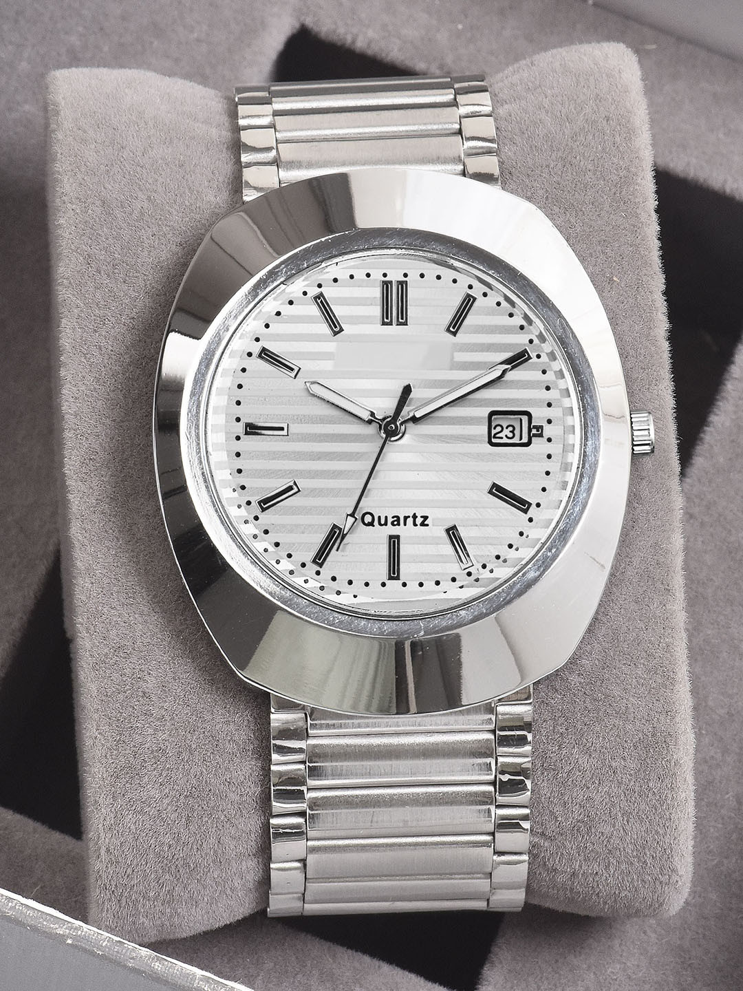 SWADESI STUFF Men Analogue Watch WOIG WHITE
