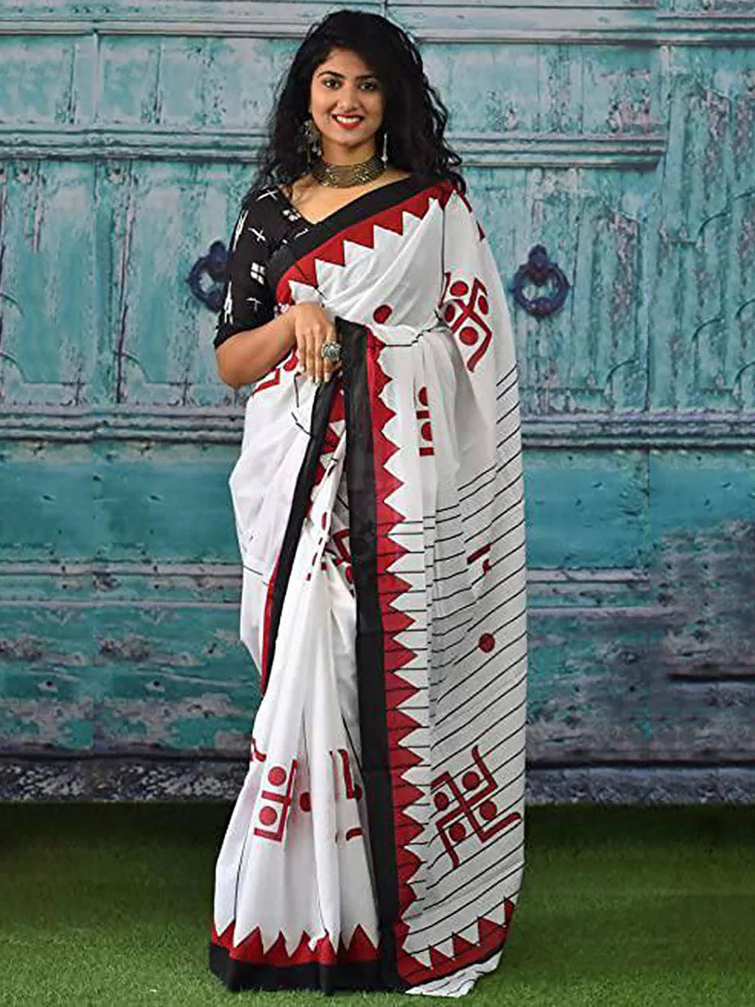 Mitera White Designer Printed Cotton Saree