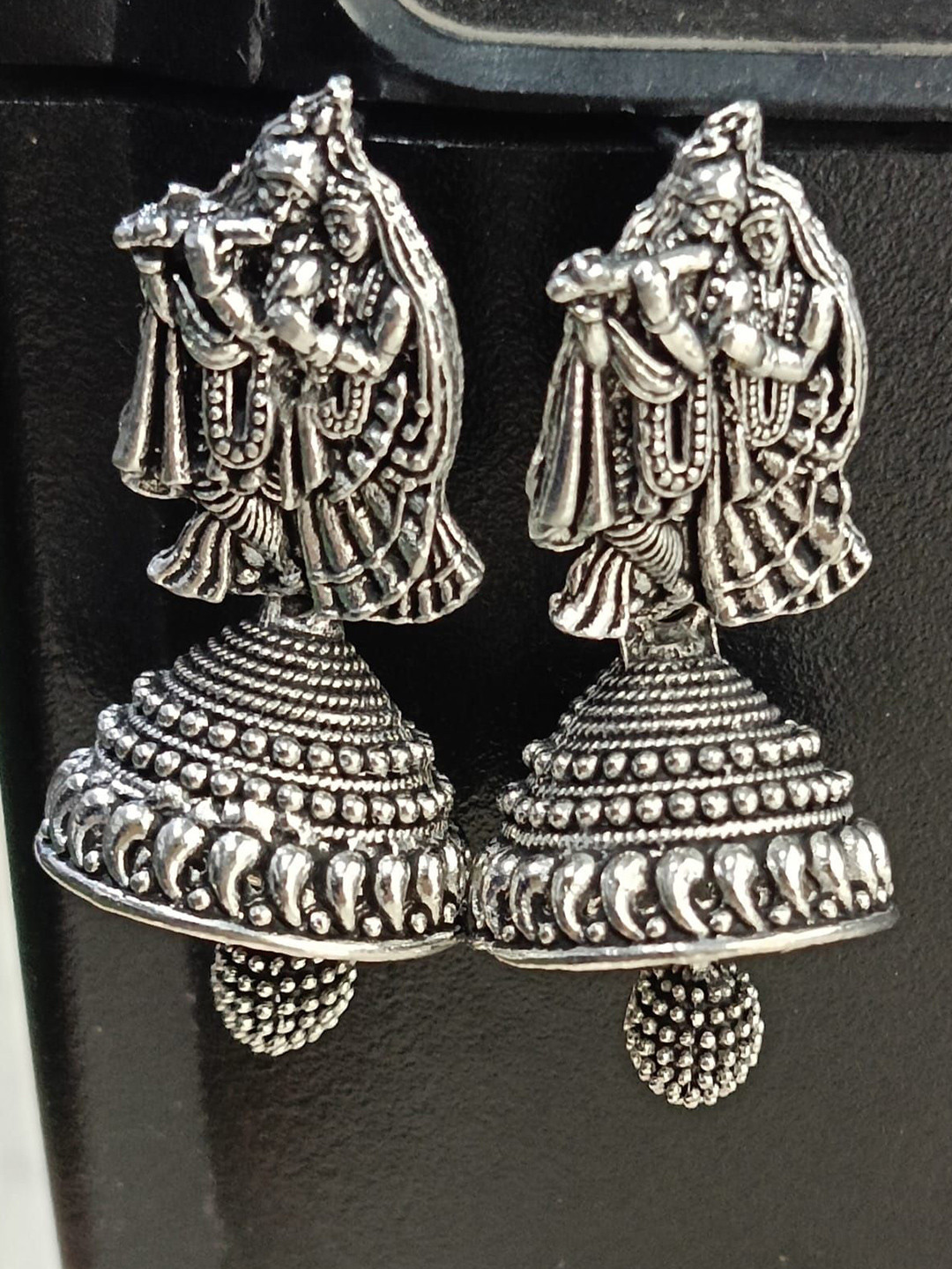 JMBW INTERNATIONAL Stainless Steel Silver-Plated Oxidised Dome Shaped Jhumkas