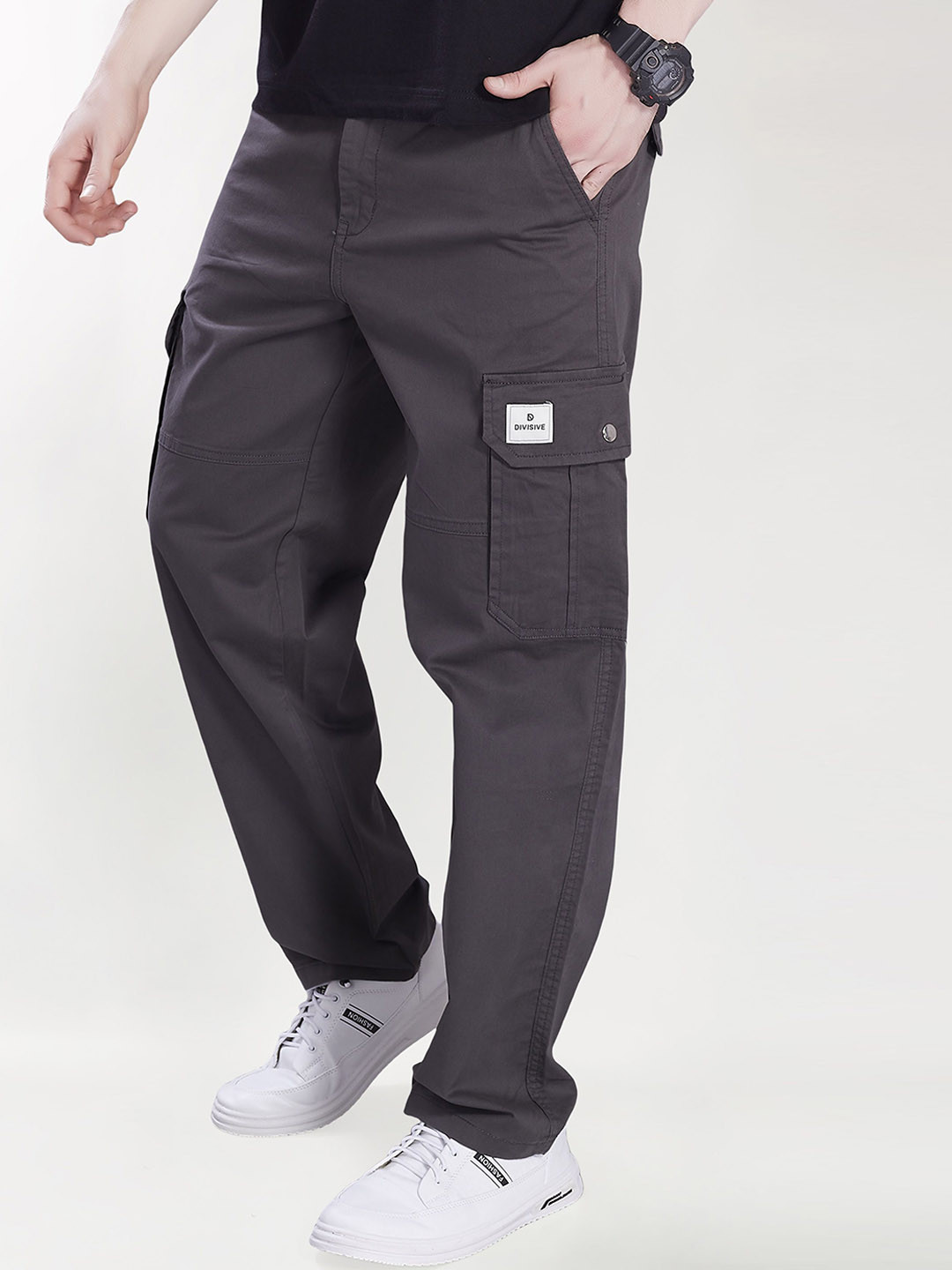 DIVISIVE Men Relaxed Straight Leg Baggy Cargos Trouser