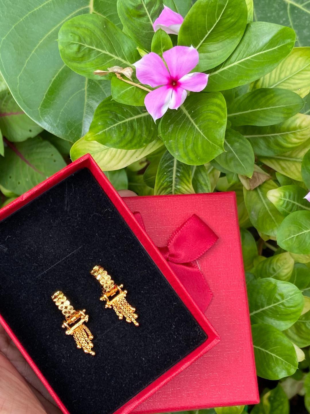 KALAFICIAL Women Gold Plated Chain Dangler Earrings