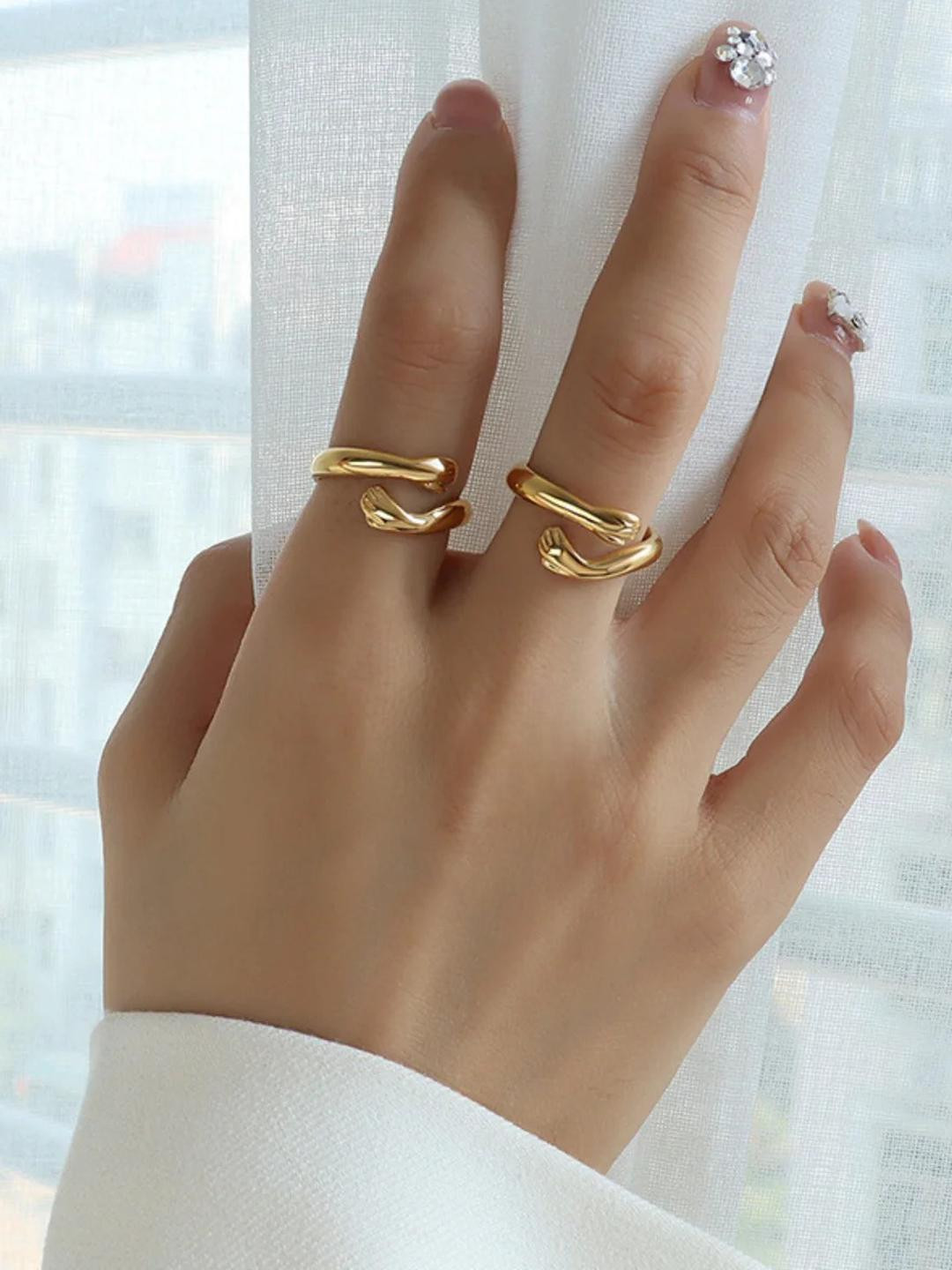 DressBerry Pack of 2 Golden Adjustable Friendship Loved Ones Cuddle Hug Ring