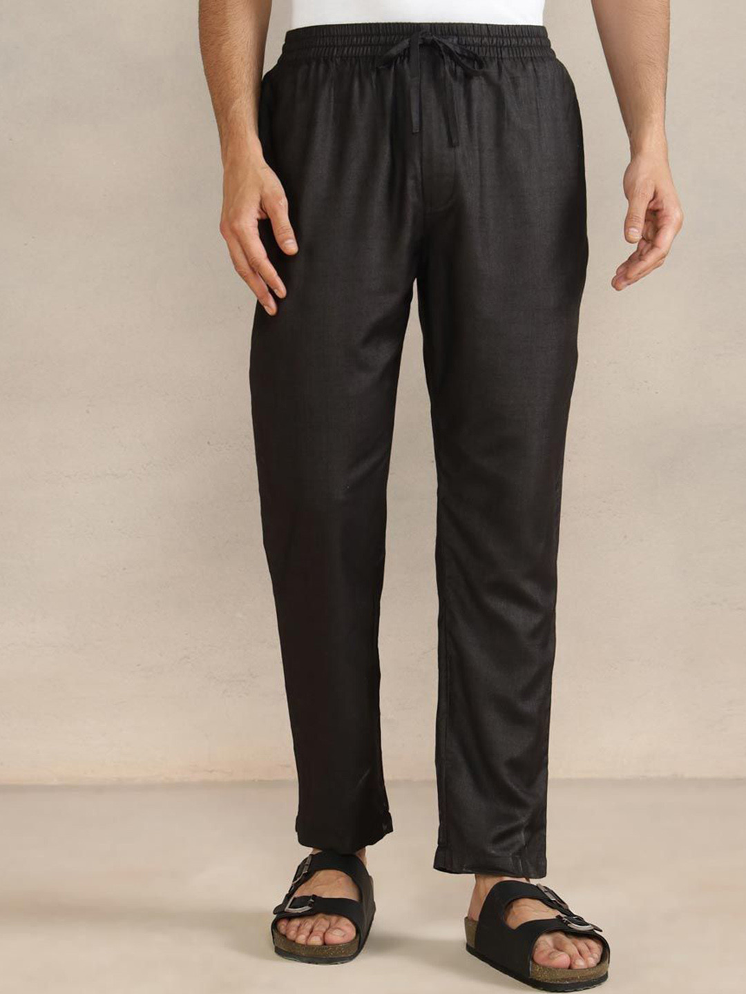 Fabindia Men Mid-Rise Aligarhi Pyjama