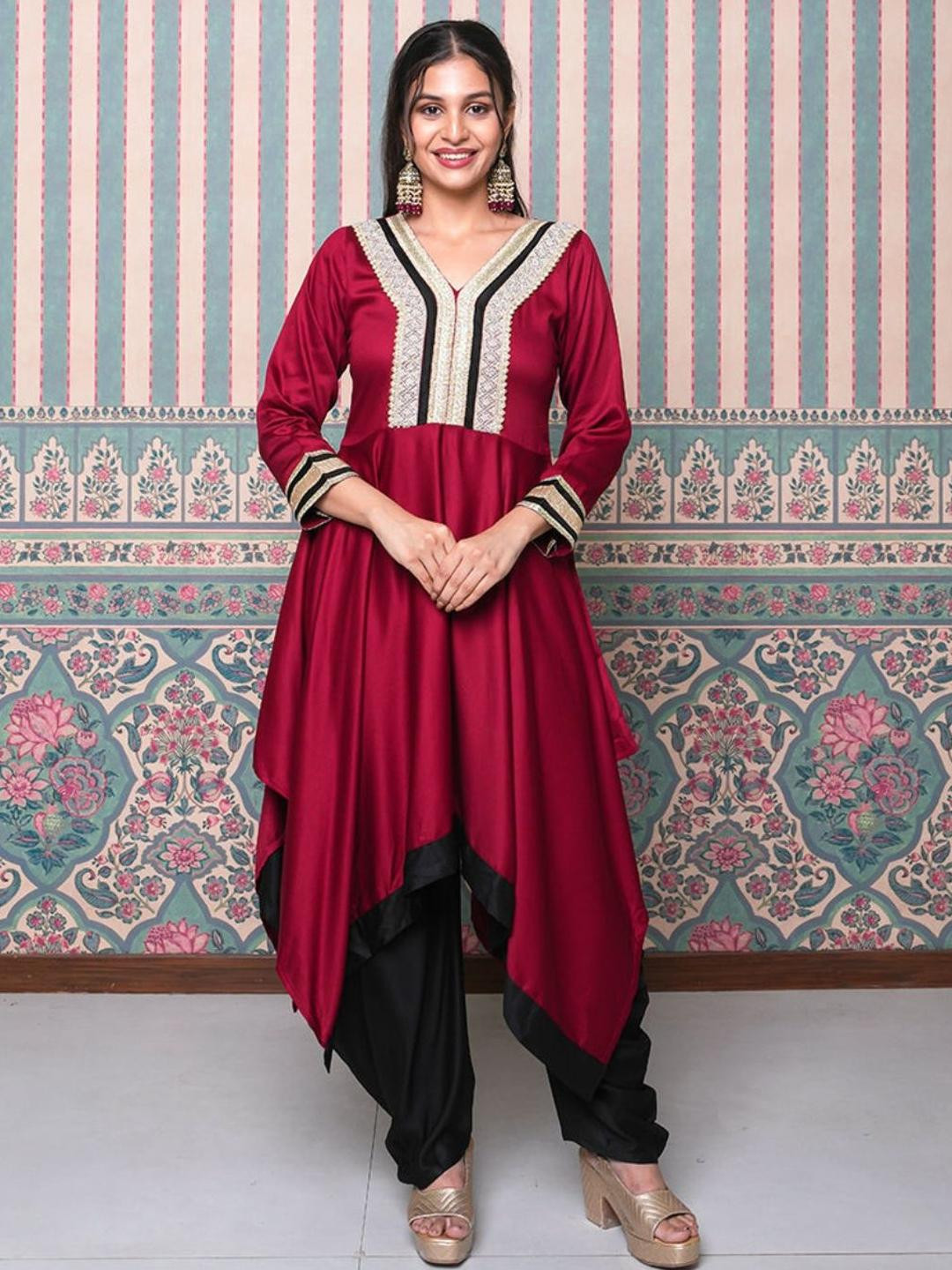 Atha Fashion Rani Bling Embellished V-Neck Tunic With Dhoti Pant Co-Ords