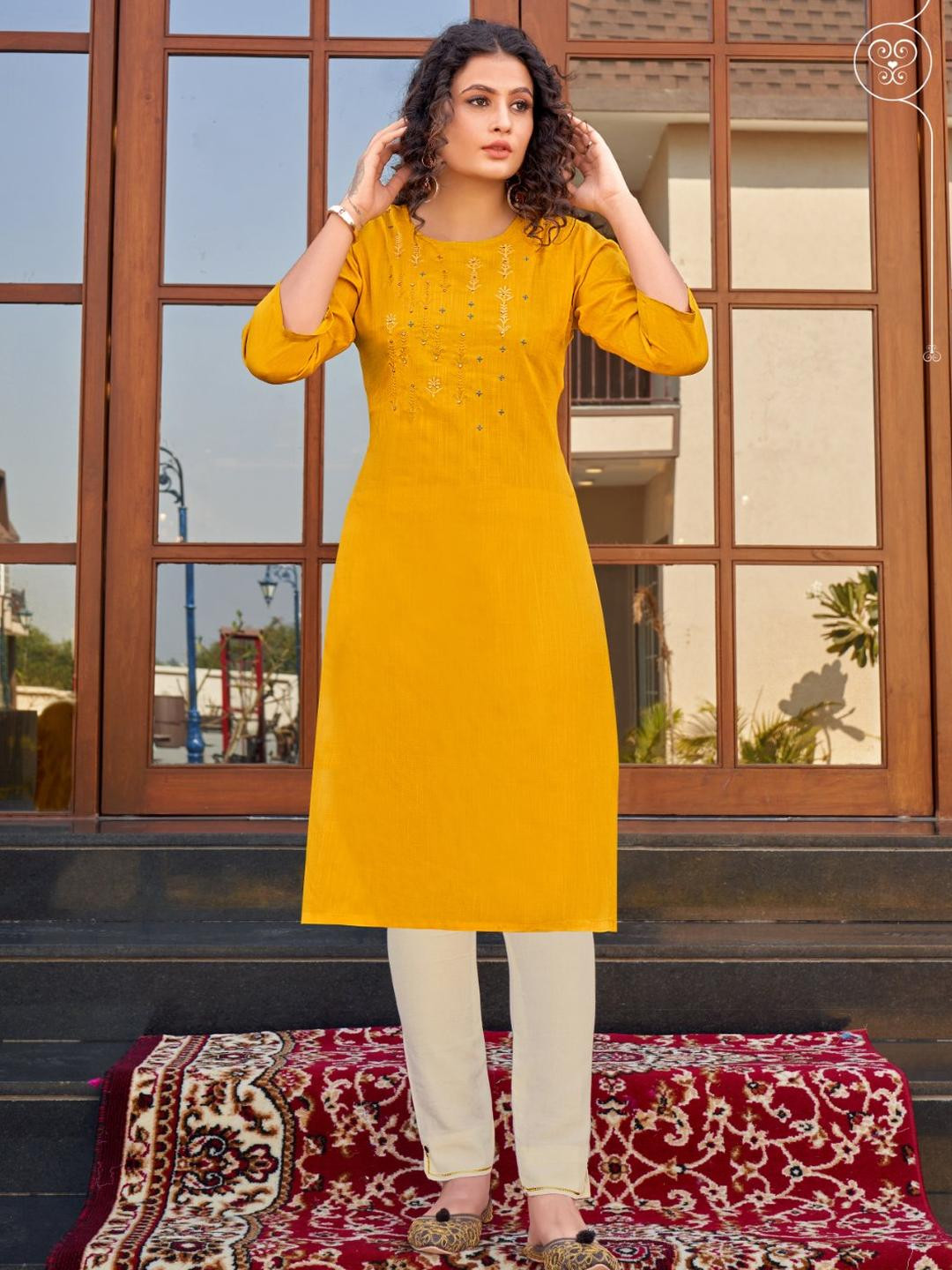RR SA KURTIS Women Yellow Embroidered Viscose Rayon Straight Kurta
