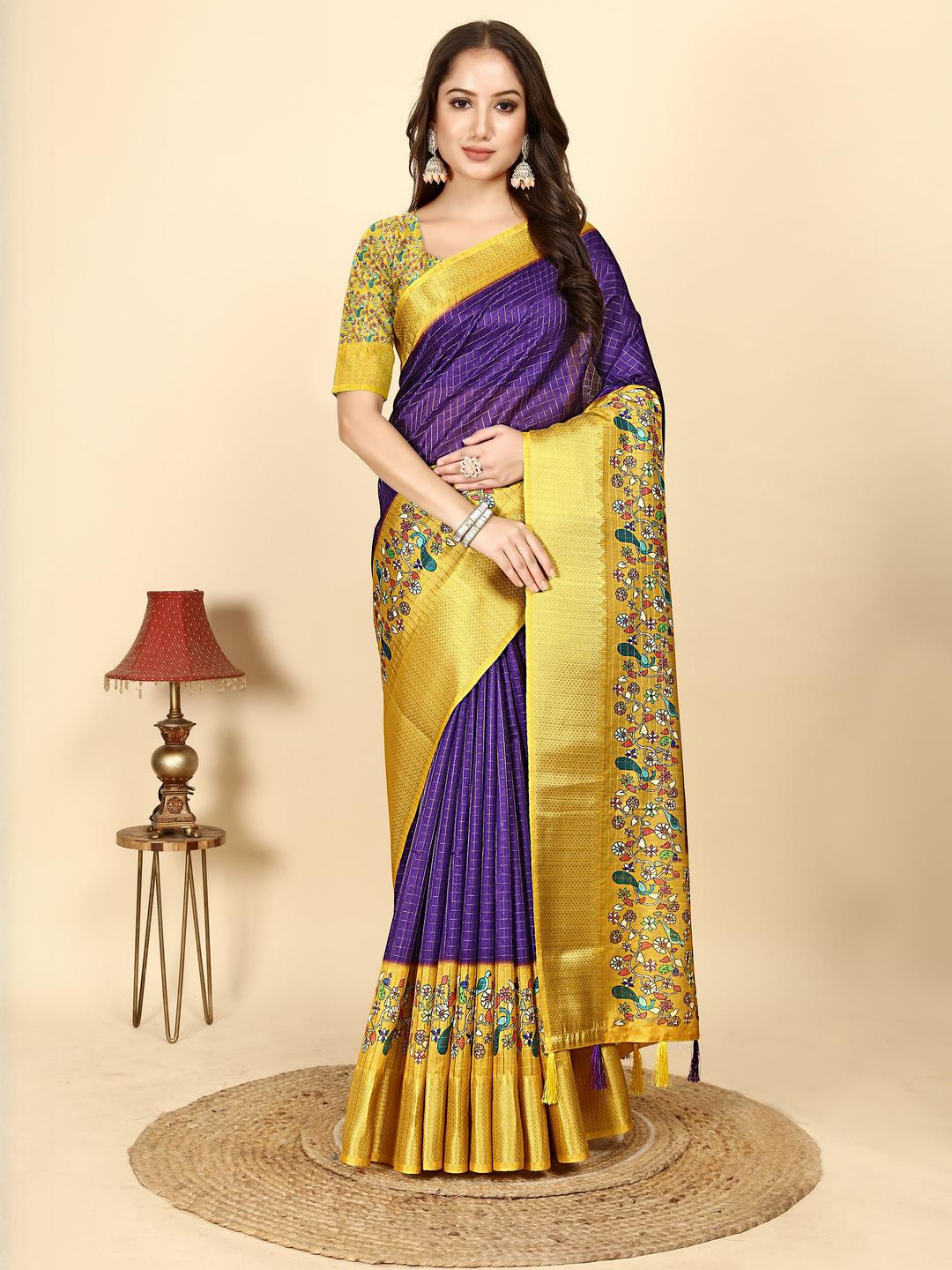 SSHAGUN LIFESTYLE Checked Woven Design Border Saree With Blouse Piece