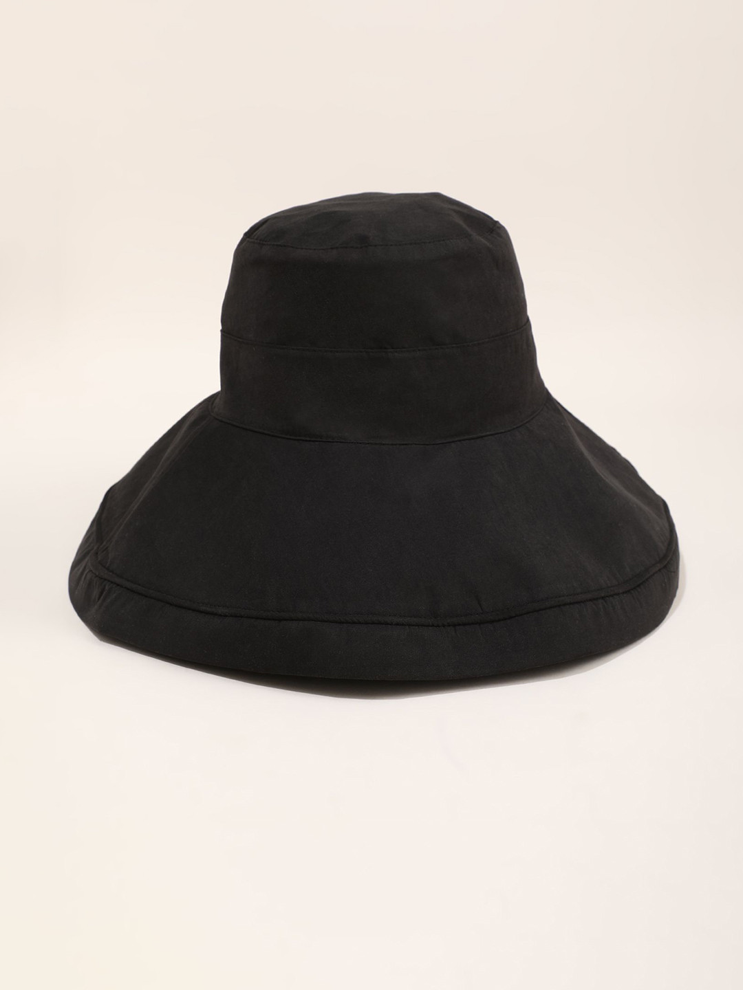 LULU & SKY Women I'm Out On Vacation Black Solid Bucket Hat