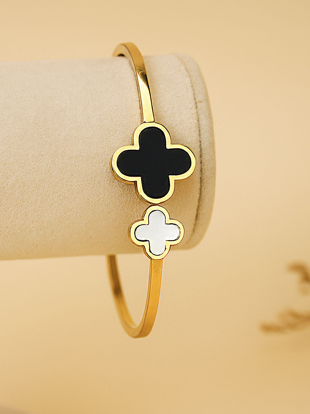 Bohey by KARATCART Gold-Plated Clover Bangle-Style Bracelet