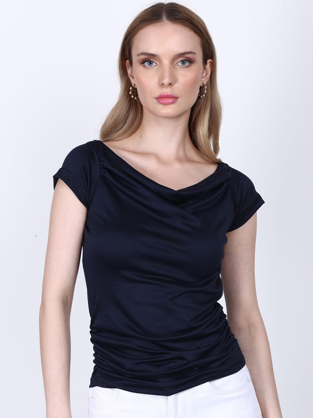 SIGHTBOMB Women Solid Victorian V-Neck Top