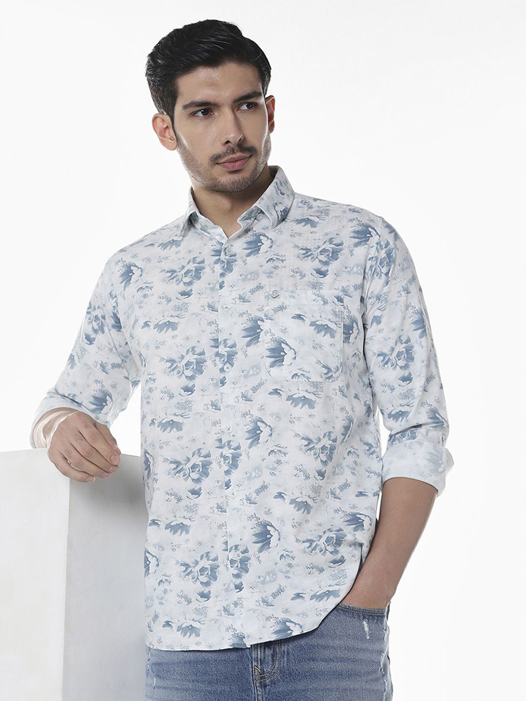 Klub Fox Floral Printed Spread Collar Slim Fit Cotton Shirt