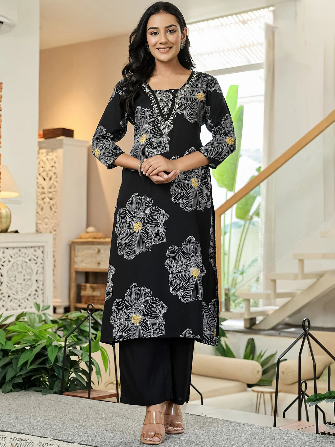 IRAYA JAIPUR Women Floral Printed V-Neck Pure Cotton Tunic With Palazzo Co-Ords