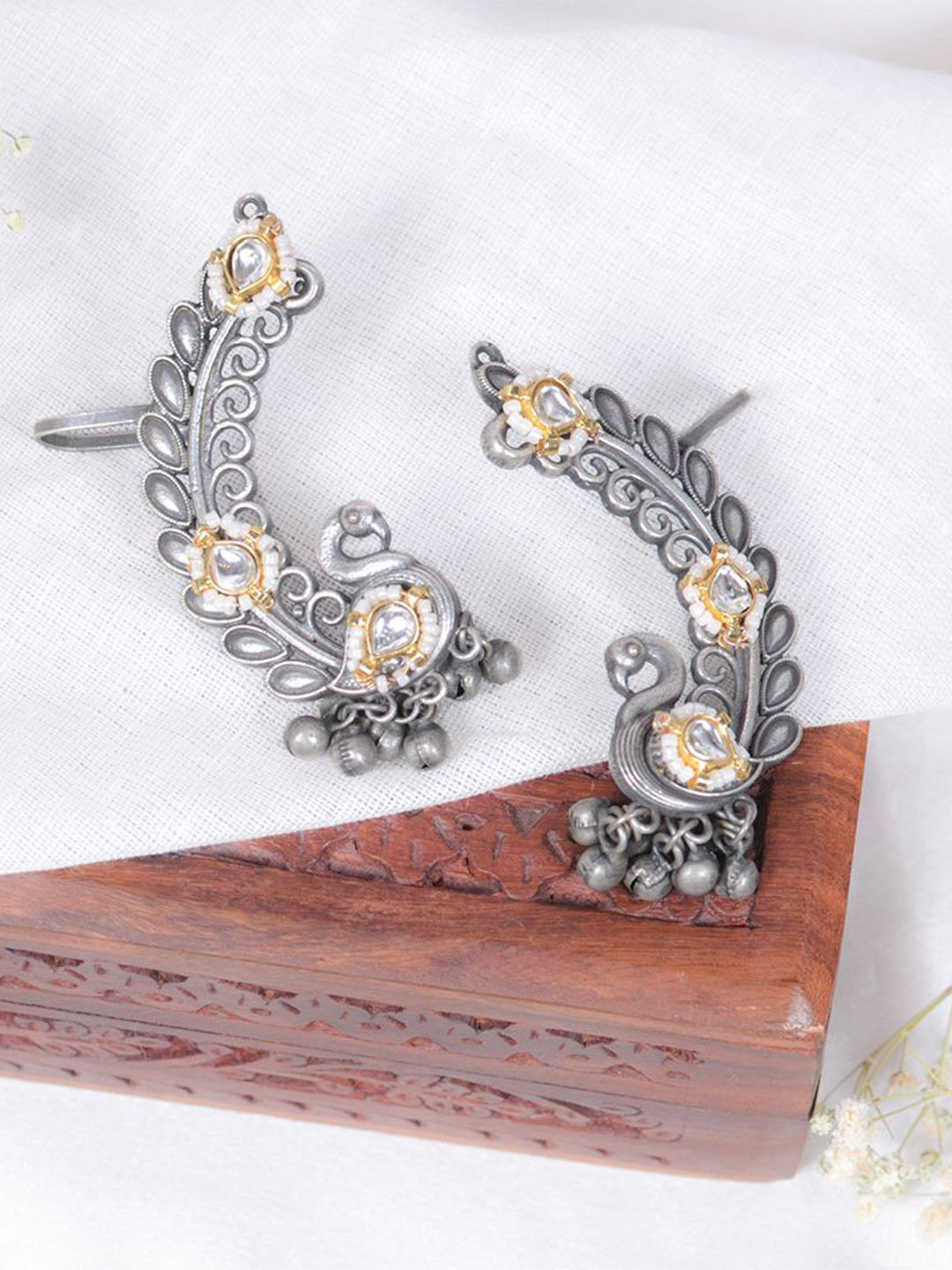 PUTSTYLE Silver-Plated Kundan Studded & Ghungroo Beaded Oxidised Peacock Shaped Ear Cuffs