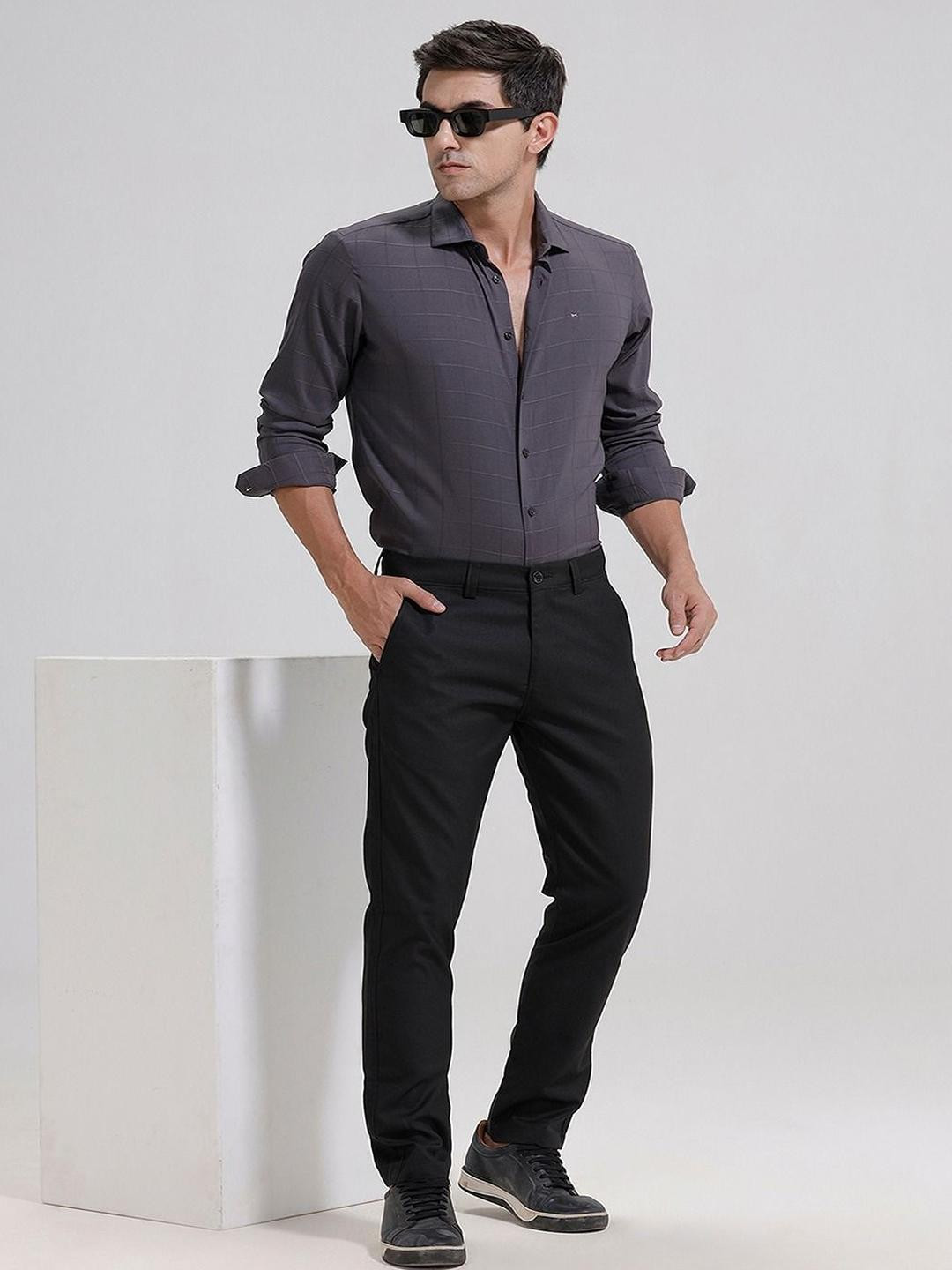Basics Men Relaxed Drift Fit Mid-Rise Stretch Chinos