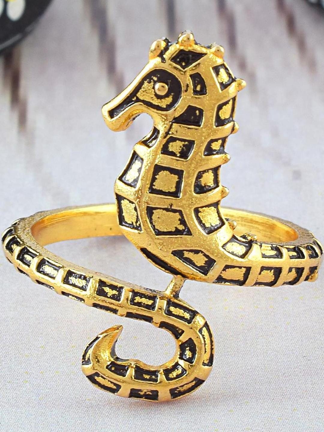 DZINETRENDZ Unisex Brass Gold Sea Horse finger ring