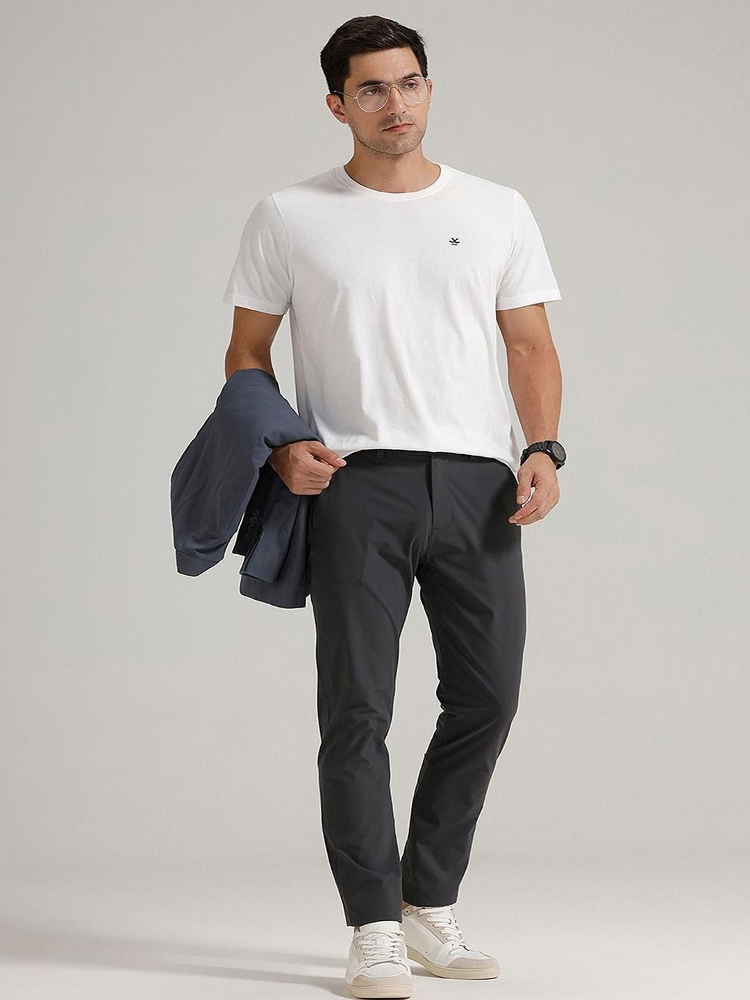 Basics Men Relaxed Mid-Rise Drift Fit Regular Trousers