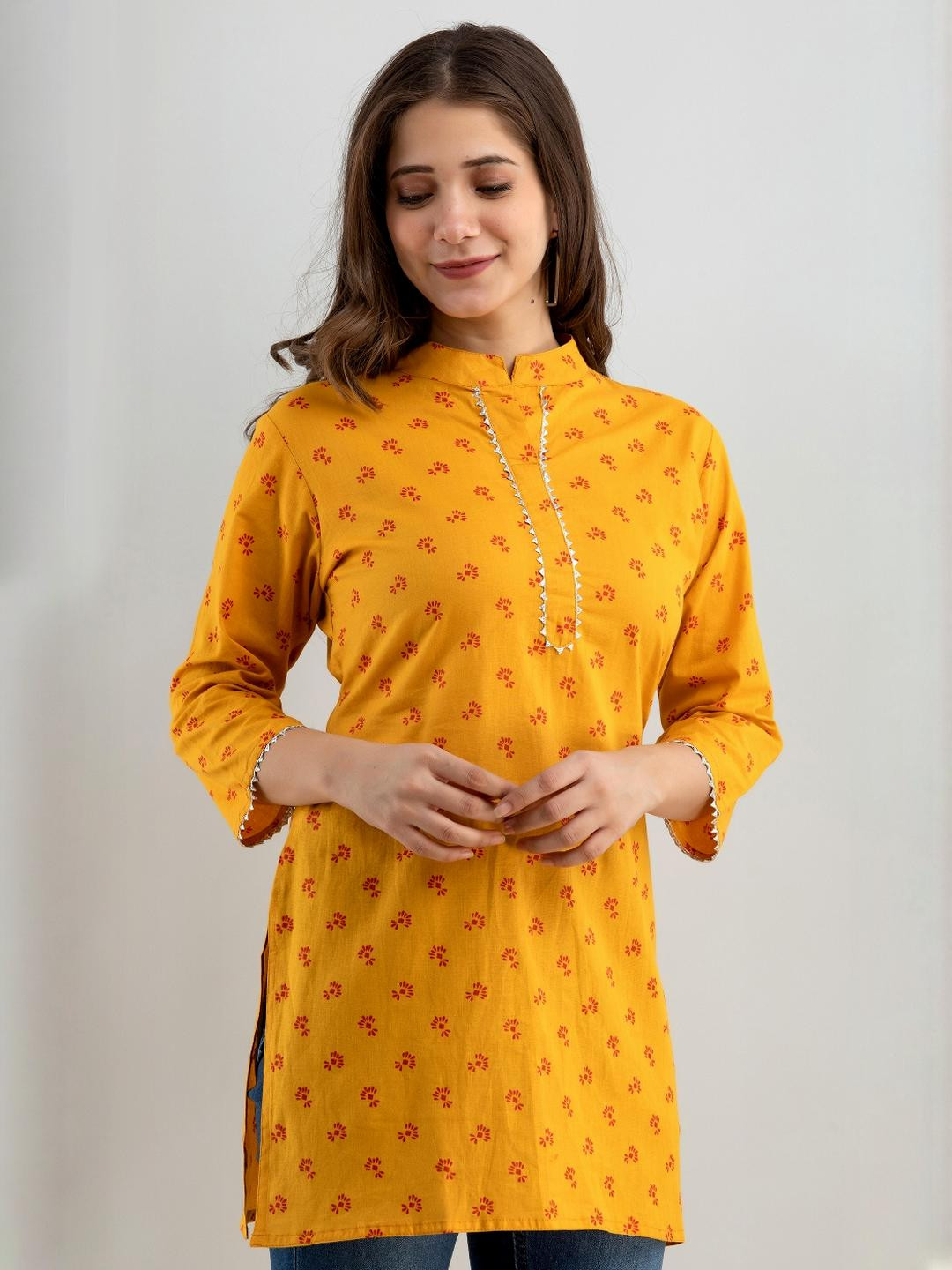 PAHAL ATTIRE Floral Print Mandarin Collar Cotton Top