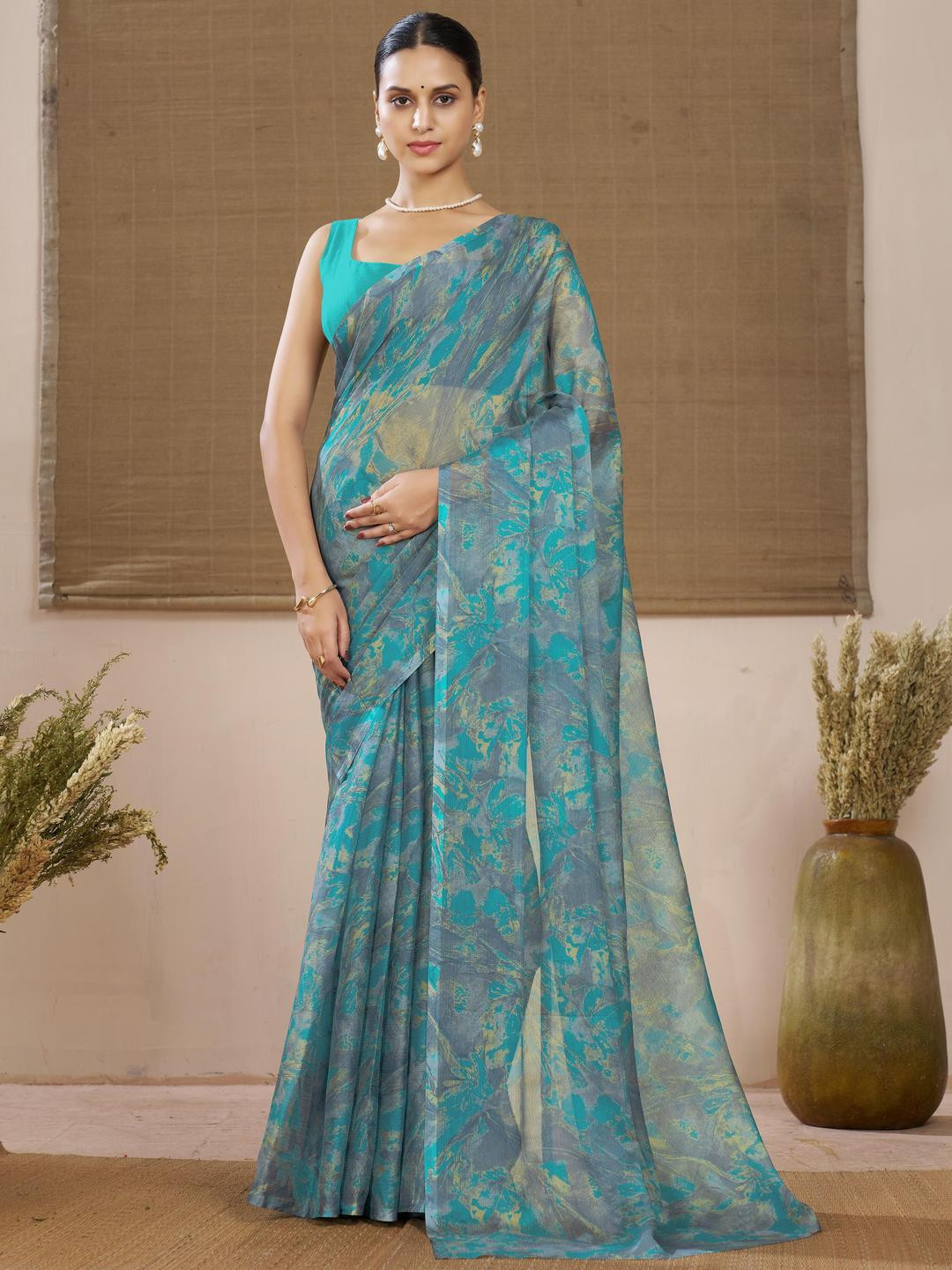 Garden Vareli Abstract Printed Chiffon Saree without Blouse Piece