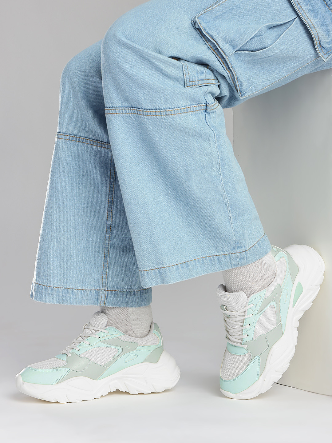 The Roadster Life Co. Women Colourblocked Chunky Sole Sneakers