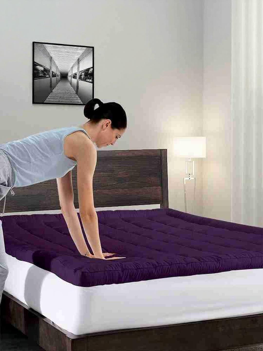 Doristyle Purple  King Size Cotton Water Resistant Mattress Protector