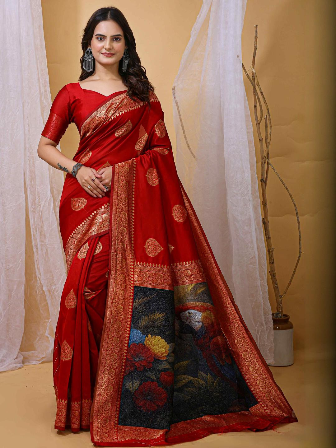 HERE&NOW Floral Woven Design Soft Silk Jacquard Tussar Saree With Blouse