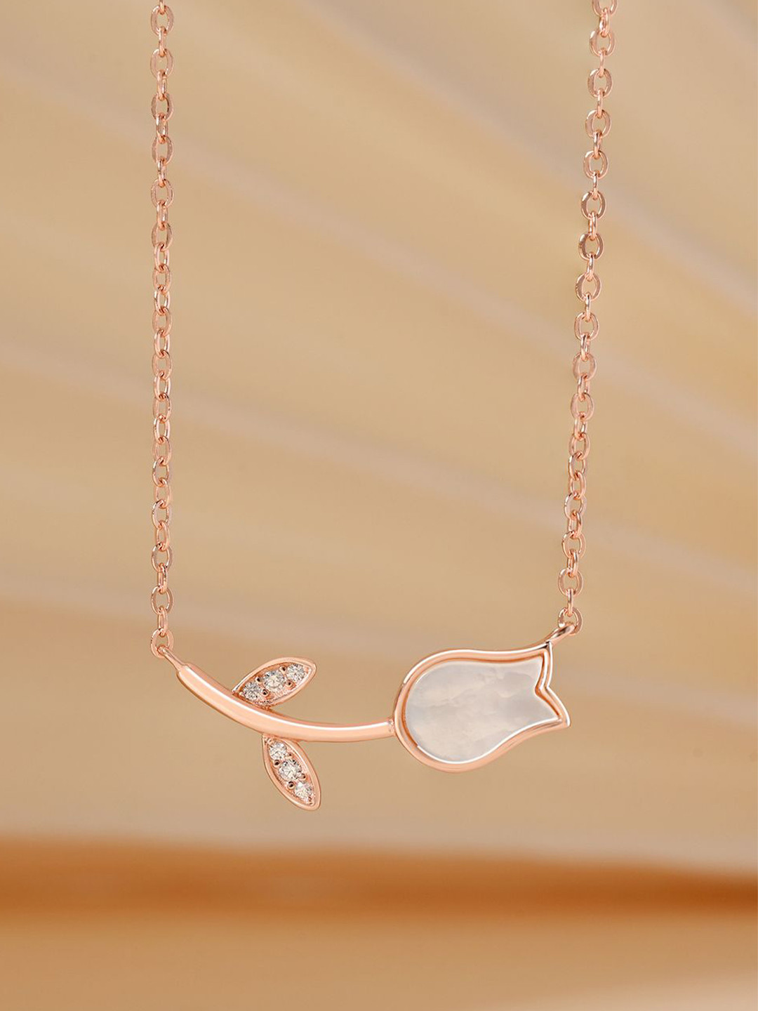 TOUCH925 Silver Artificial Stones Studded Tulip Pendant Minimal Necklace