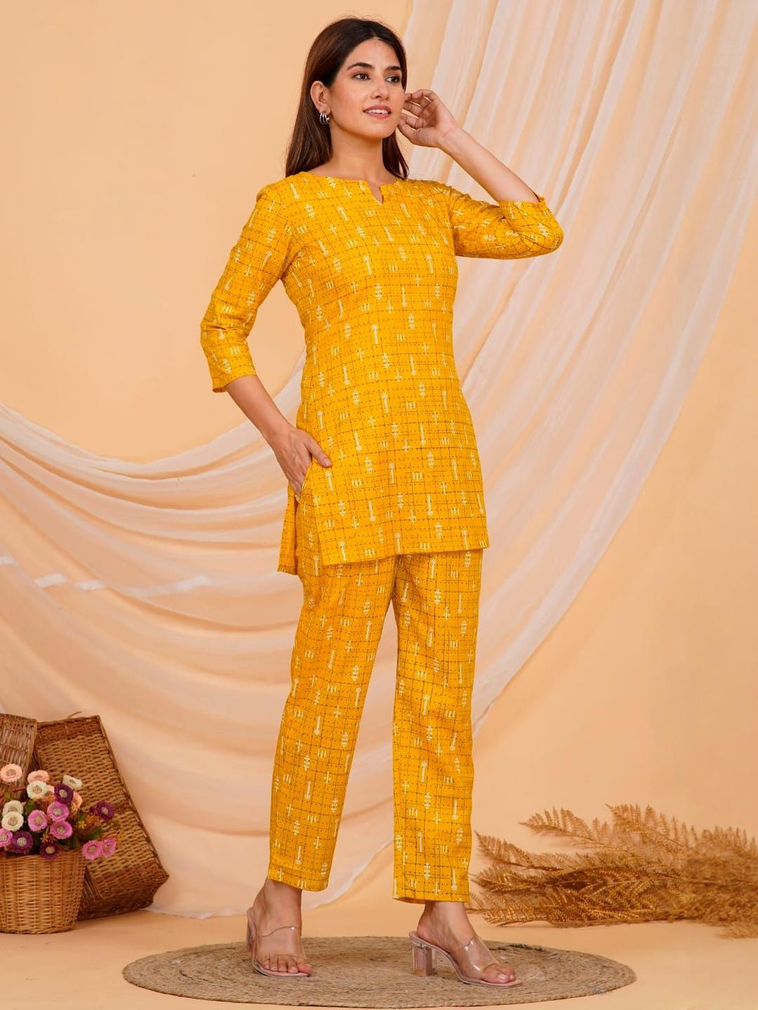 SAME FIT Women Printed Cotton V-Neck Tunic & Trousers Co-Ords Set