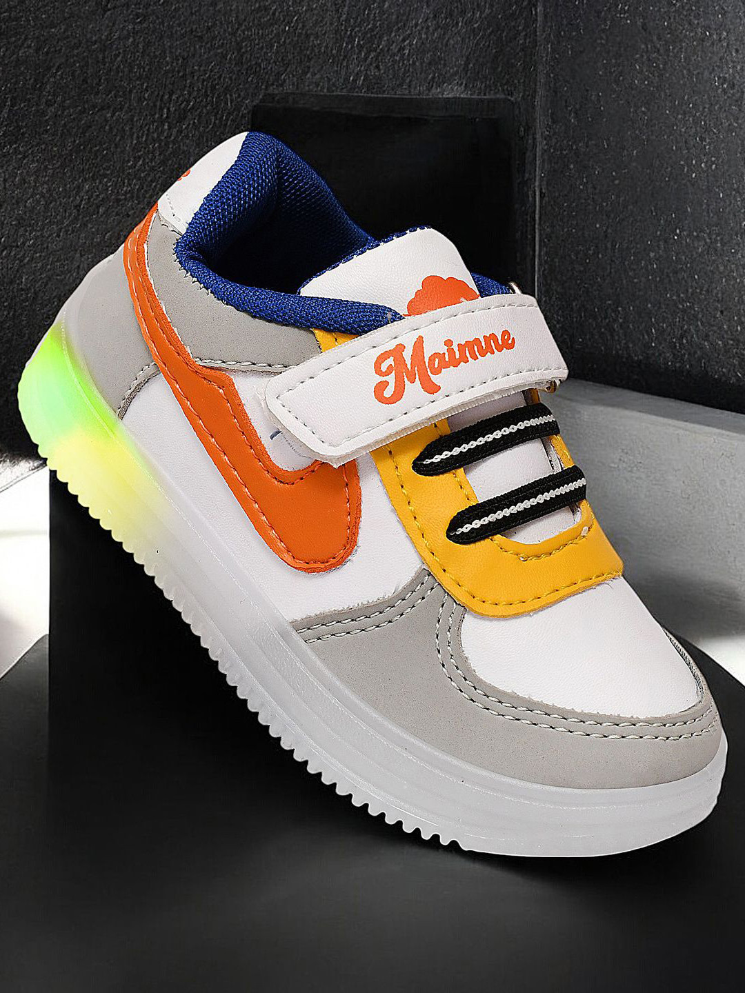 MAIMNE Kids Colourblocked Round Toe Sneakers